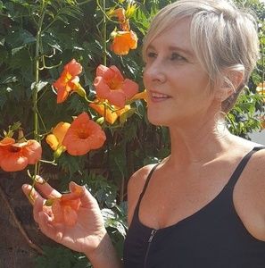 Meet your Posher, Debra